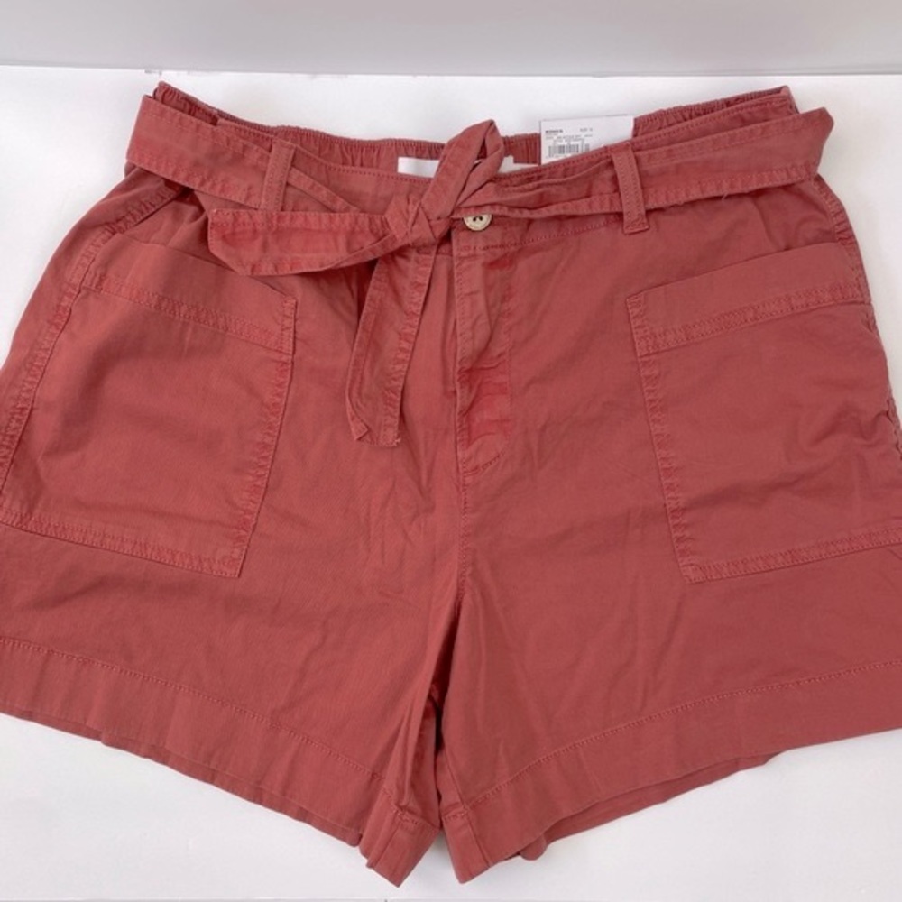 SONOMA Ultra Comfort Waistband w/5”inseam Shorts (size 18) NWT